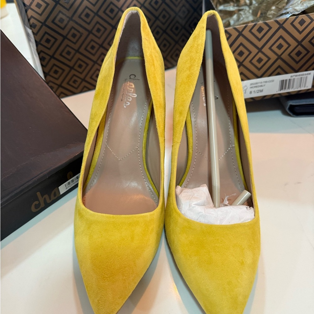 Charles by Charles David Yellow Suede Heels - Picture 1 of 8